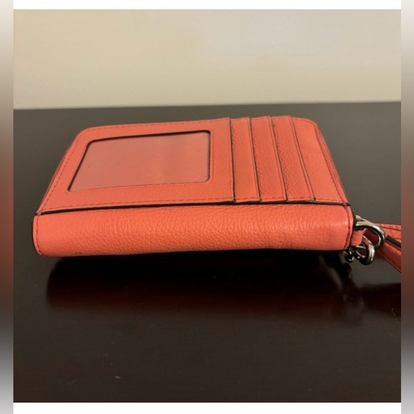 Coach Campbell Coral Turnlock Wallet Wristlet - Picture 5 of 8